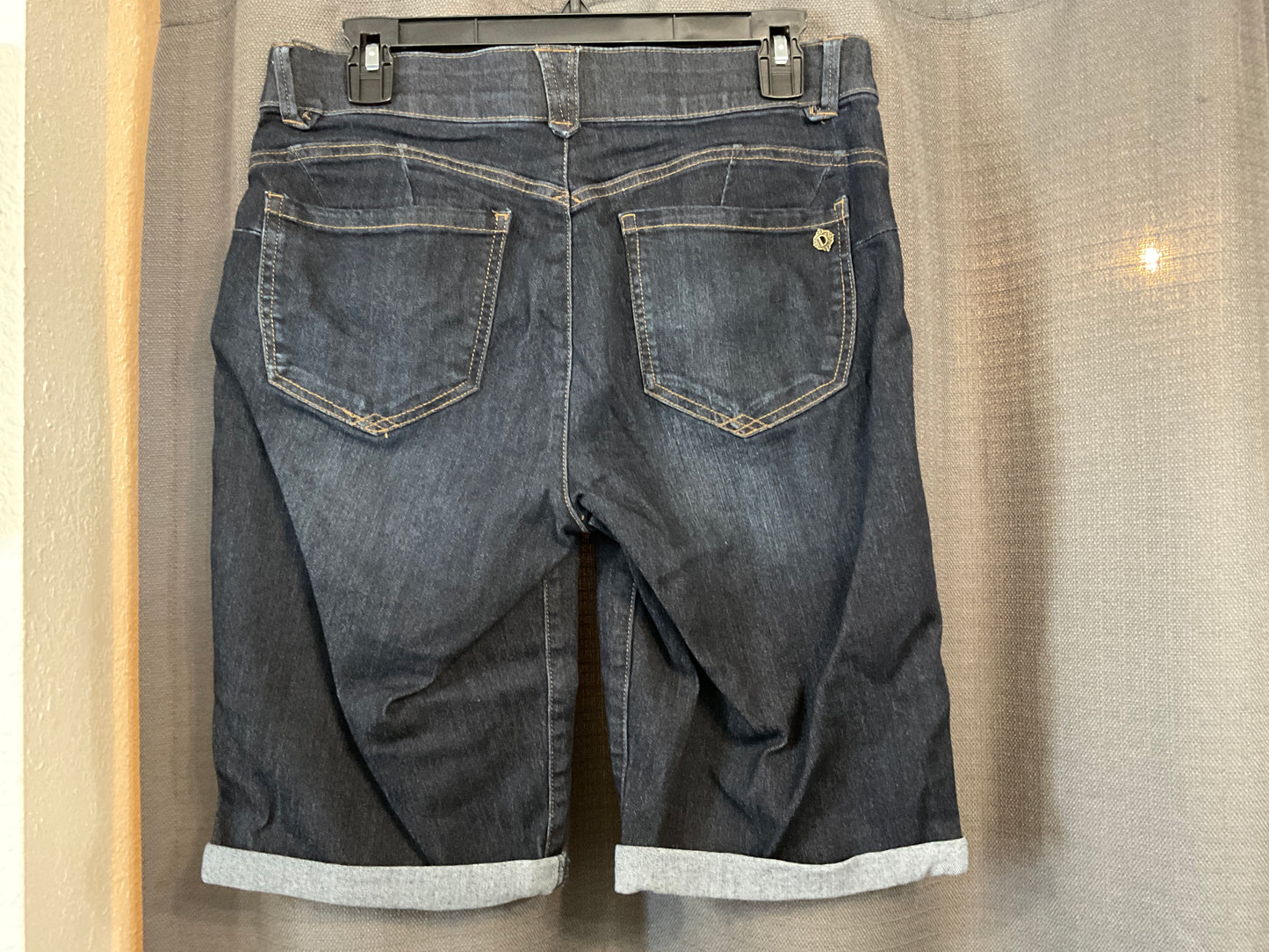 Democracy (petite) denim shorts