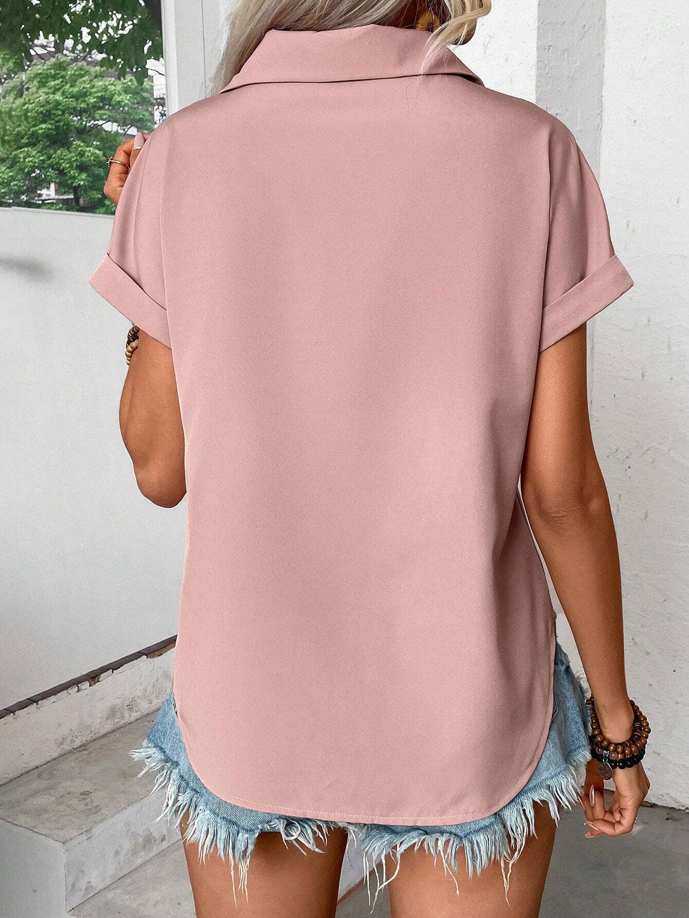 Plain color button-down pleated shoulder shirt