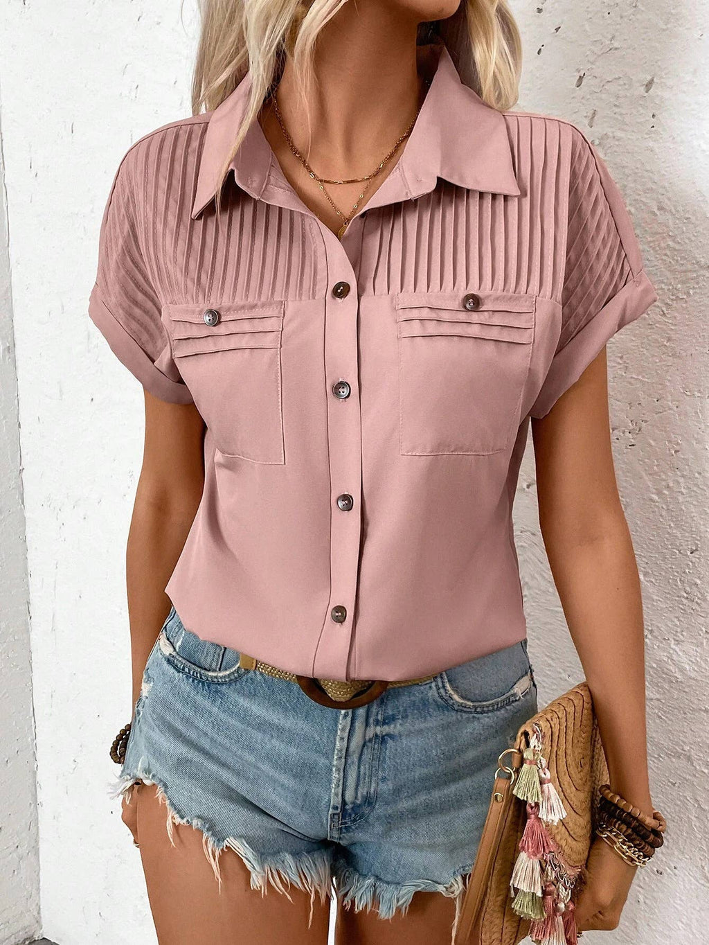 Plain color button-down pleated shoulder shirt